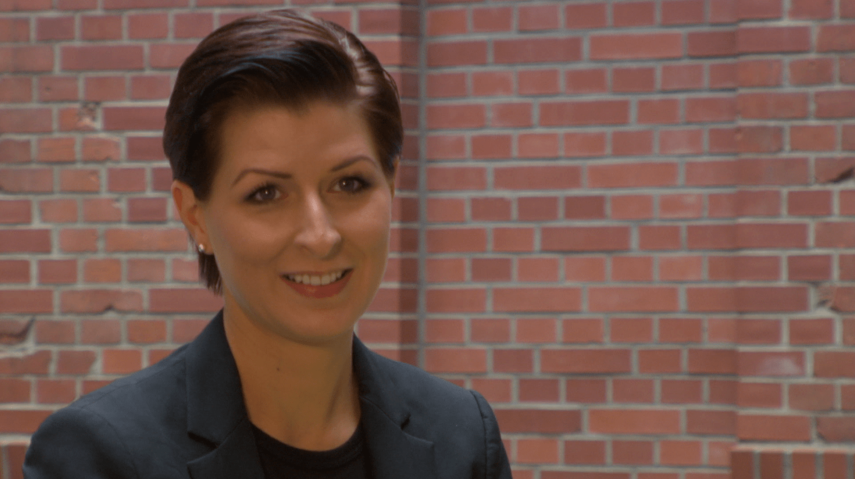 Heather De Lisle im Interview