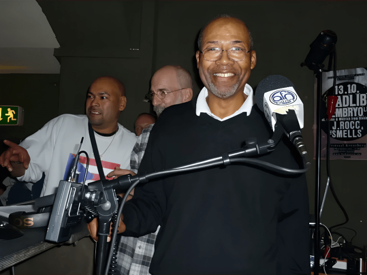 Jim McCauley on Stage - AFN Berlin Life 08.10.2010 in Berlin, 
Bohannon Club, Event by Soul-Jazz.de/Dr. Nikolaus Andre